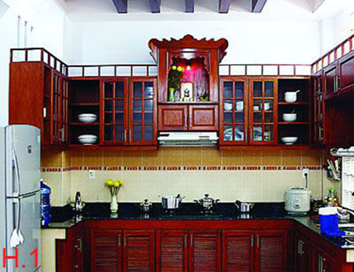 Tủ bếp gồm bàn thờ Táo Quân