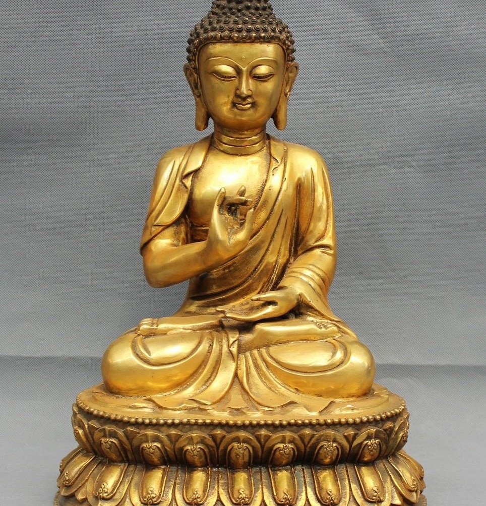 Tượng thần Phật kiêng để trong phòng ngủ
