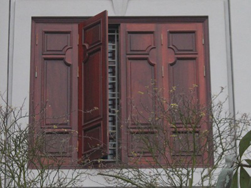 Mẫu cửa sổ bằng gỗ 4 cánh đẹp