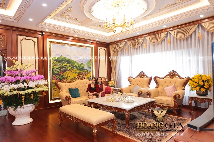 Vì sao Nhà Bếp Hoàng Gia được đánh giá là thương hiệu sofa tân cổ điển số 1 Việt Nam