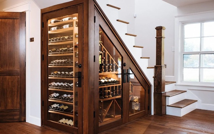 mẫu tủ rượu gầm cầu thang đẹp hiện đại