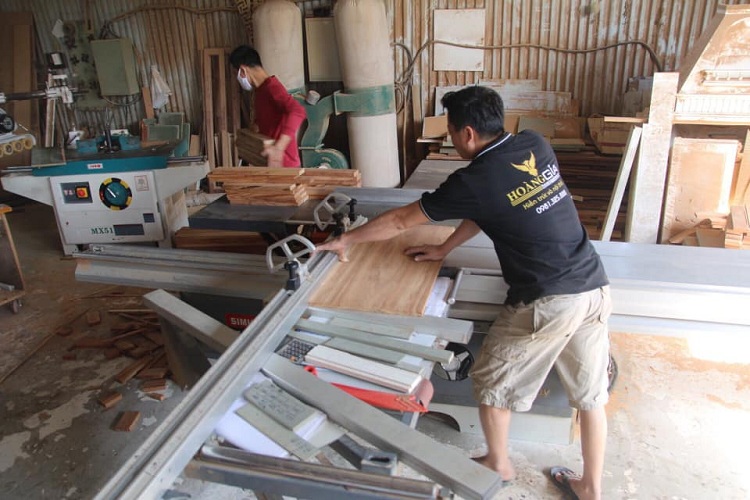 xưởng sản xuất nội thất gỗ sồi tại Hà Nội